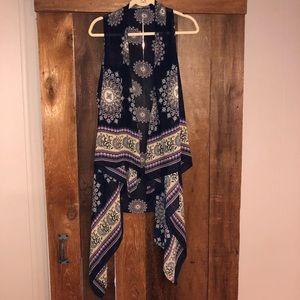 New with tags dress barn vest